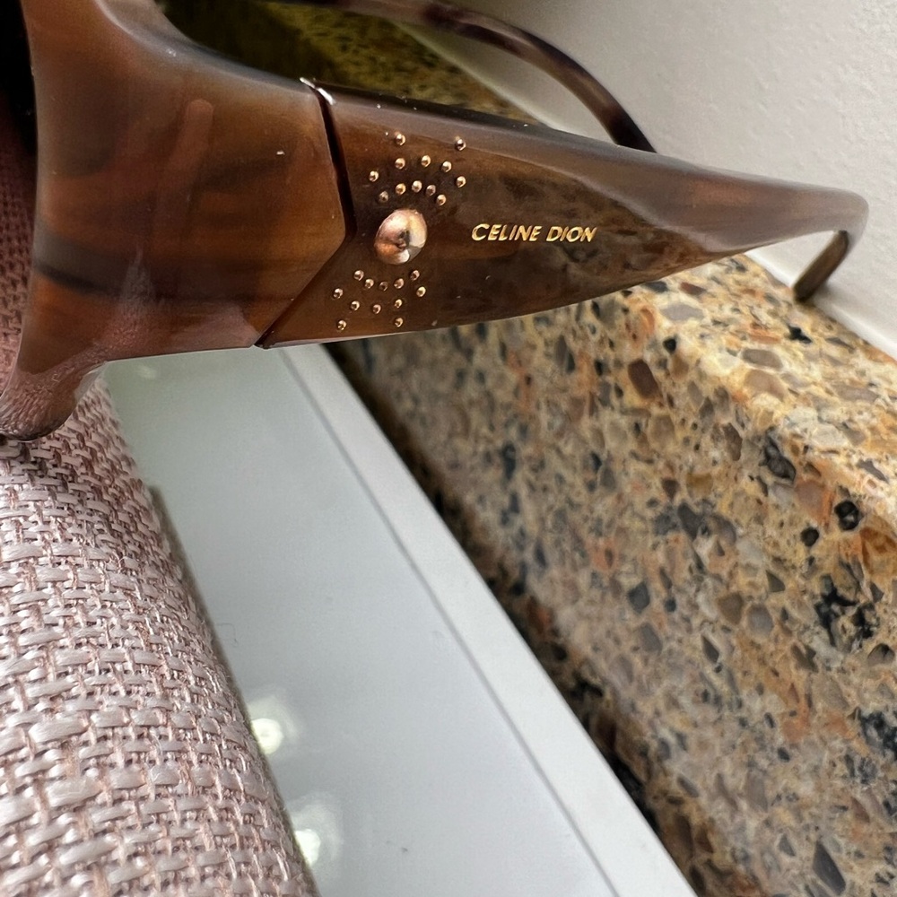 Celine Dion Preowned women’s brown sunglasses and case - Picture 9 of 16